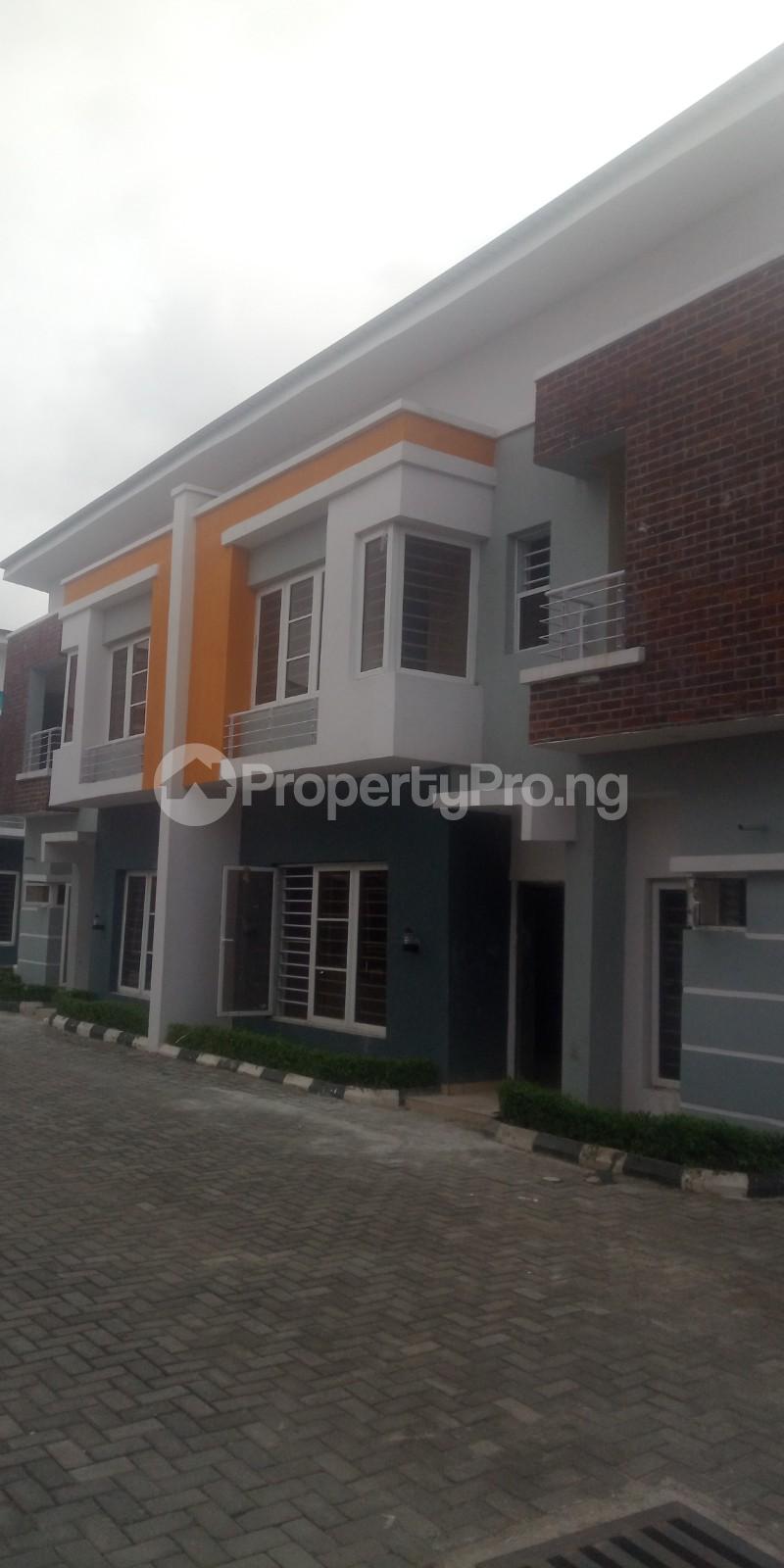 4 Bedroom Flat / Apartment in Lekki Phase 2 Lekki Lagos Flat / Apartment for rent in lekki