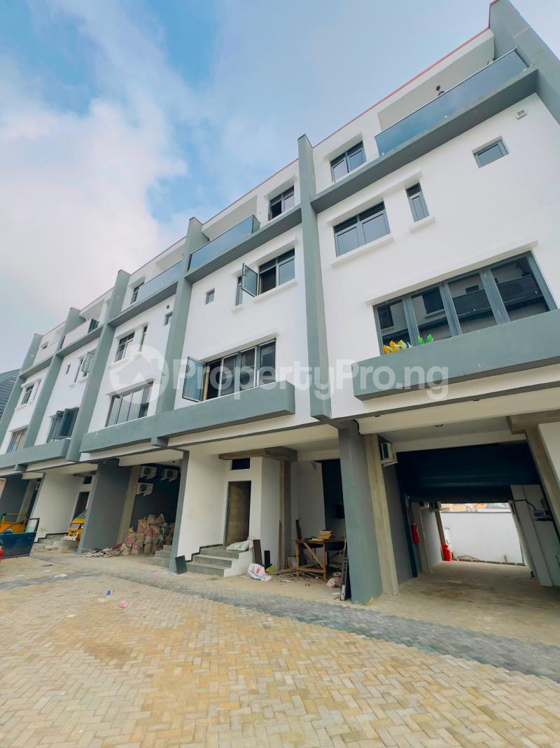 4 bedroom House for sale Gbagada Lagos