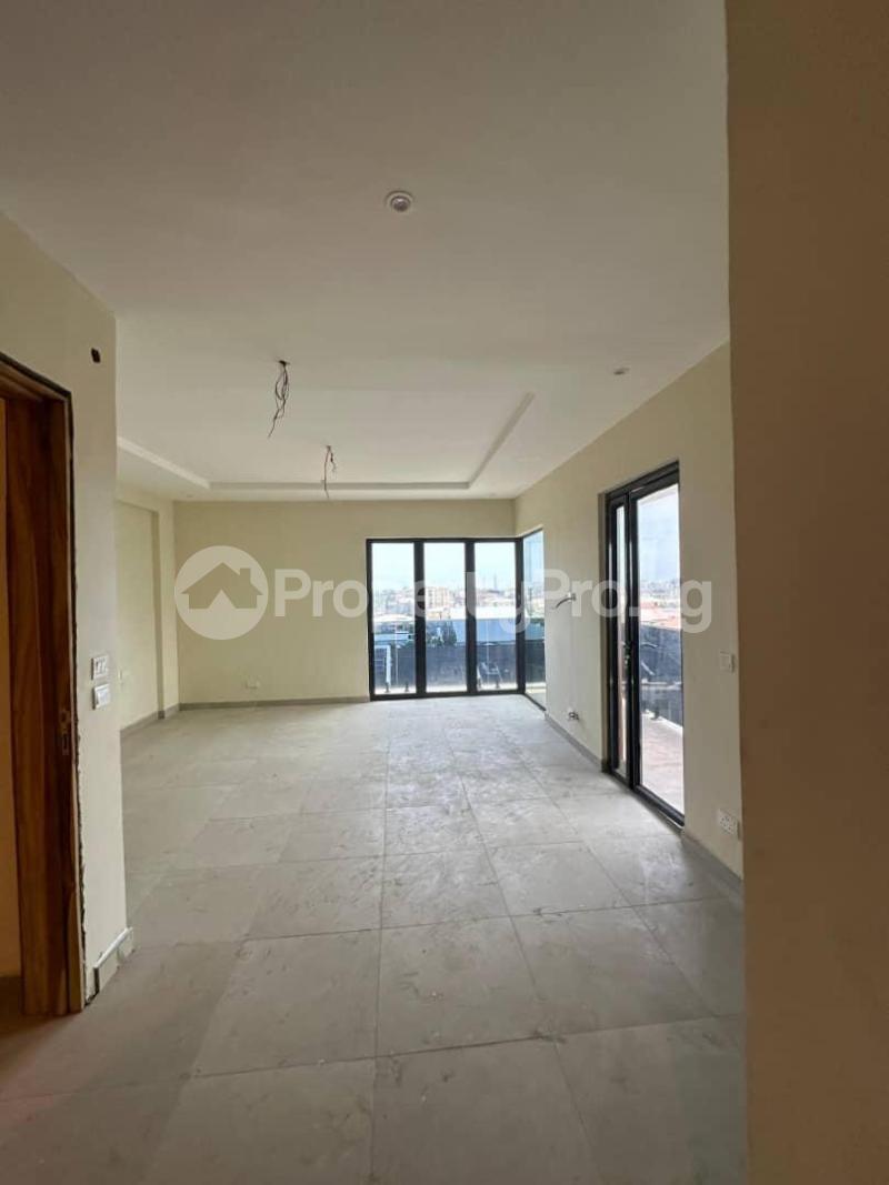Flat / Apartment for rent Lekki Phase 1 Lekki Lagos