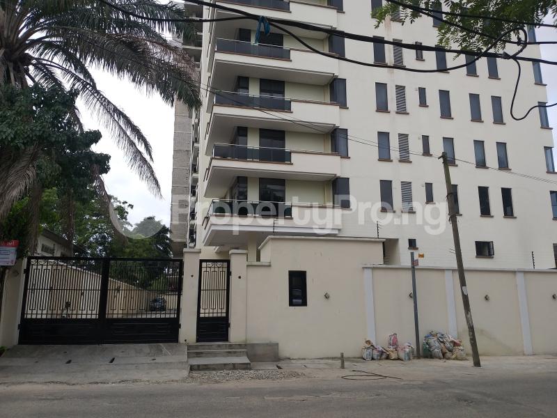 4 bedroom Flat / Apartment for sale Femi Okunnu (former Cooper) Road Old Ikoyi Ikoyi Lagos