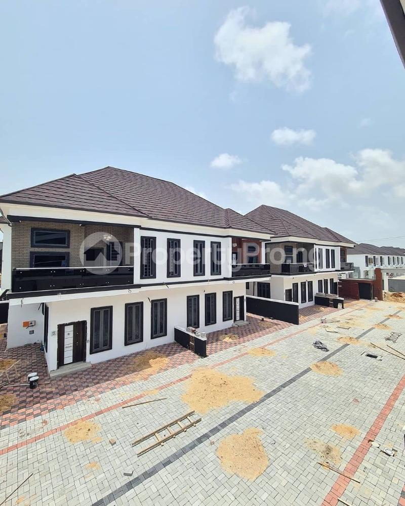 4 bedroom House for sale 2nd Tollgate Lekki Lagos