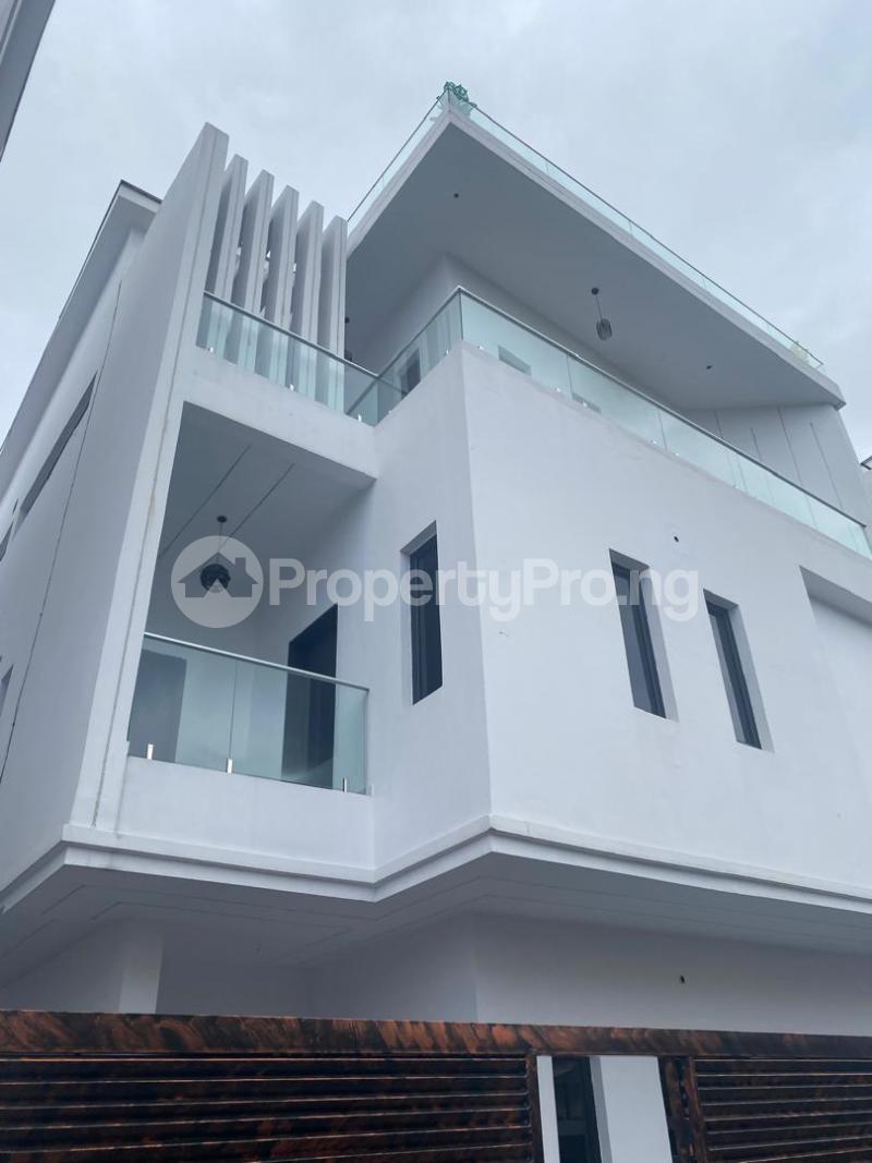 5 bedroom House for sale Amuwo Odofin Amuwo Odofin Lagos