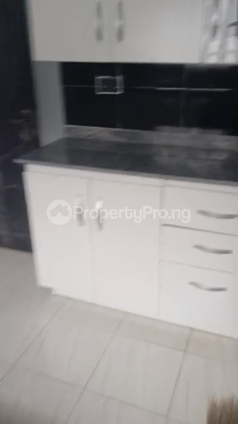 2 bedroom Flat / Apartment for rent Peace Estate, Opposite Kolapo Ishola Gra Road, General Gas Akobo Ibadan Oyo