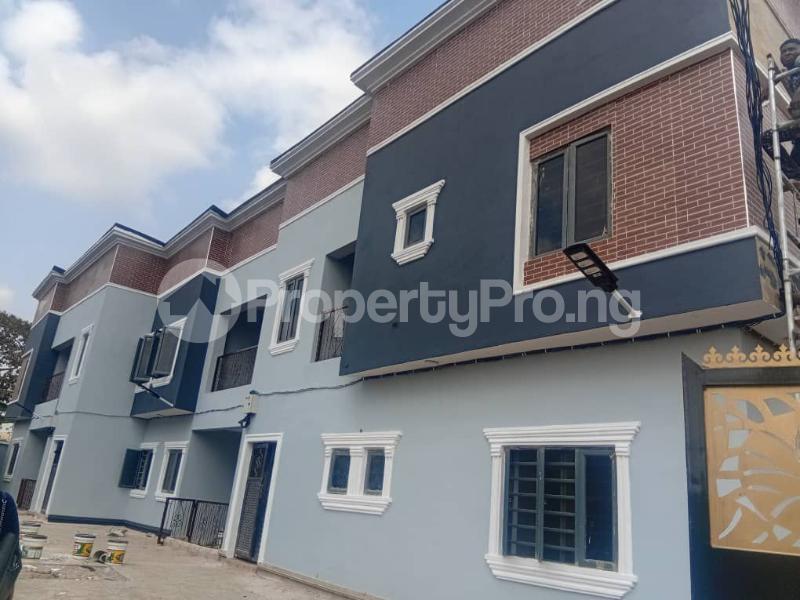2 bedroom Flat / Apartment for rent Beside Hebron Court, Off Alafara Road, Idi Ishin Extension, Ibadan. *landmarks* • Hebron Court • ?b.i.d Hotel Idishin Ibadan Oyo