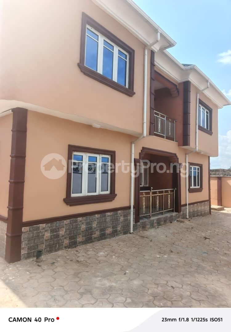3 bedroom Flat / Apartment for rent Elewuro Estate, After Ojuirin Akobo Ibadan Oyo - 0