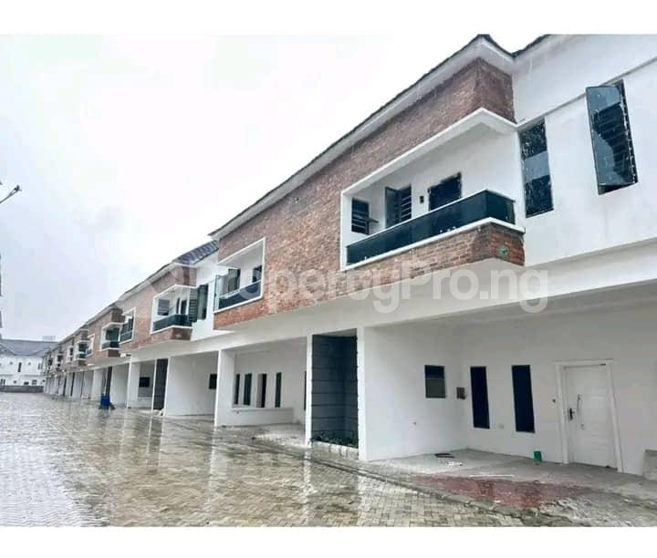 4 bedroom House for sale Orchid Lekki Lagos