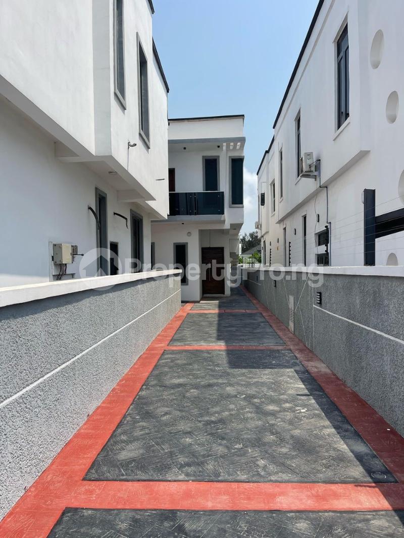 4 bedroom House for sale orchid Lekki Lagos