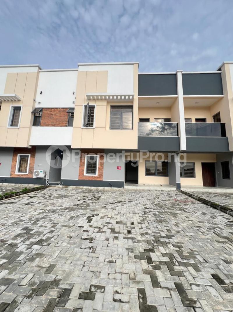 4 bedroom House for rent Lekki Conservation Road Lekki Lagos