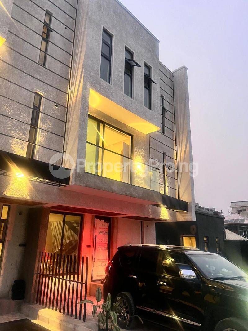 4 bedroom House for sale Ikate Lekki Lagos