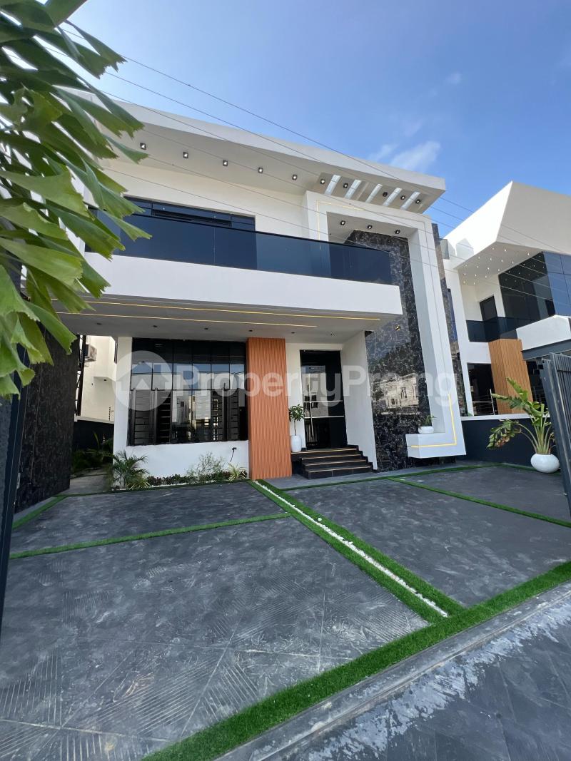 5 bedroom House for sale Second Toll Gate chevron Lekki Lagos