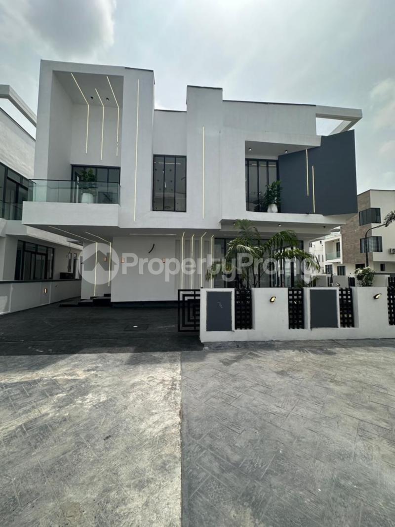 5 bedroom House for sale Chevron Lekki Lagos