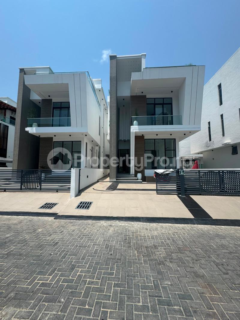 5 bedroom House for sale Osapa london Lekki Lagos
