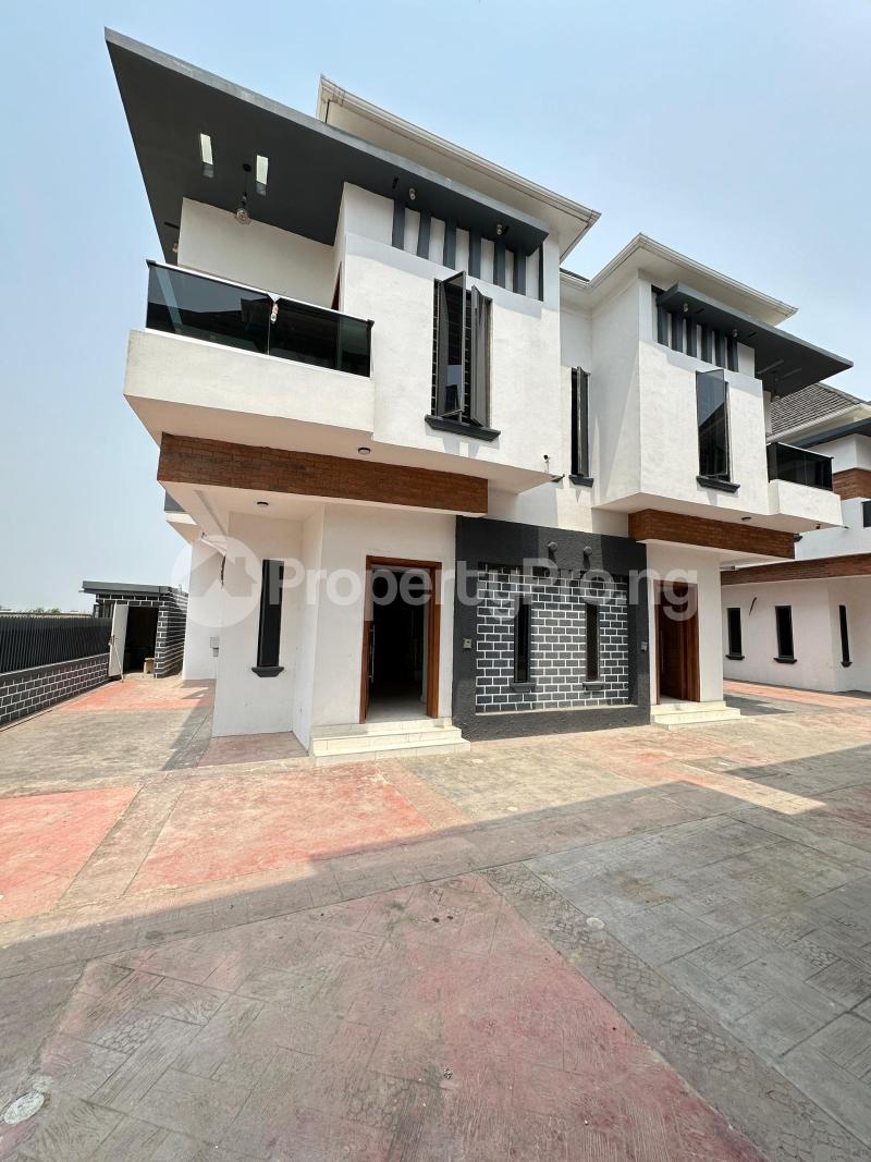 4 bedroom House for sale chevron Lekki Lagos