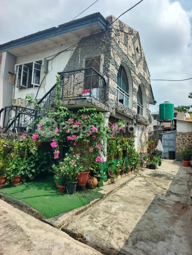 Commercial Property for sale Gated Environment Opposite Omole Phase 1, Via Ikeja Omole phase 1 Ojodu Lagos