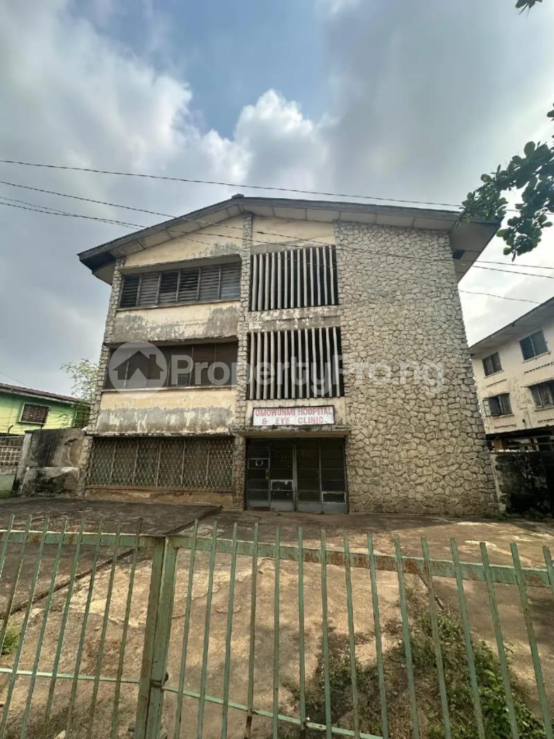 Flat / Apartment for sale Oke ado Ibadan Oyo