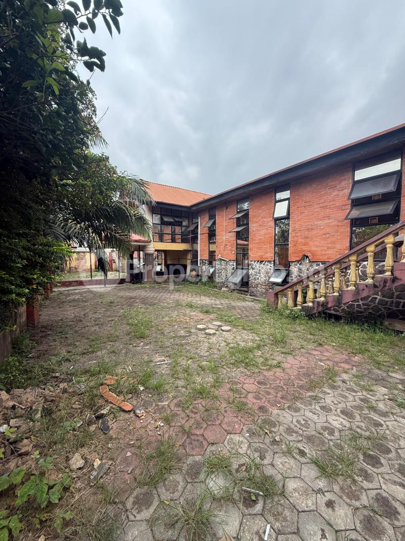 House for sale Area Avenue, New Bodija Estate, Ibadan Oyo