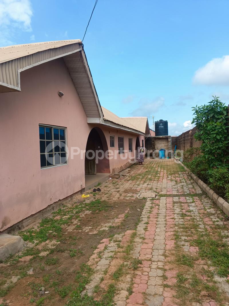 House for sale Oganla Ladokun Opopin Off Wire & Cable Apata Ibadan Oyo
