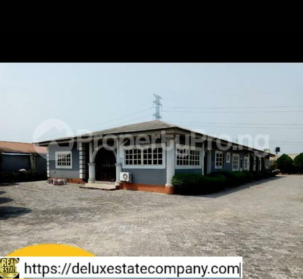 7 bedroom Flat / Apartment for sale Ogbolokosu Warri Delta