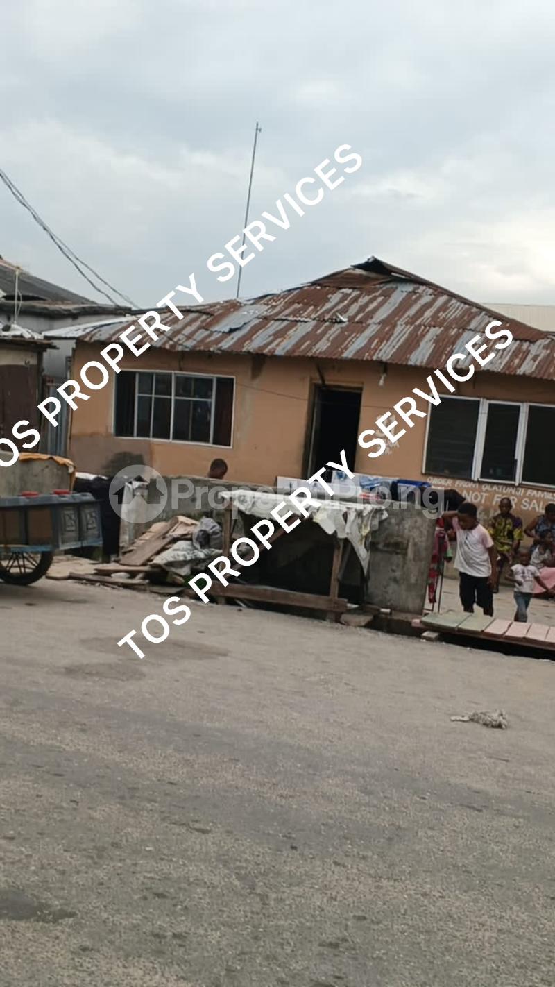 Land for sale Off Pedro Road, Bariga, Lagos Bariga Lagos