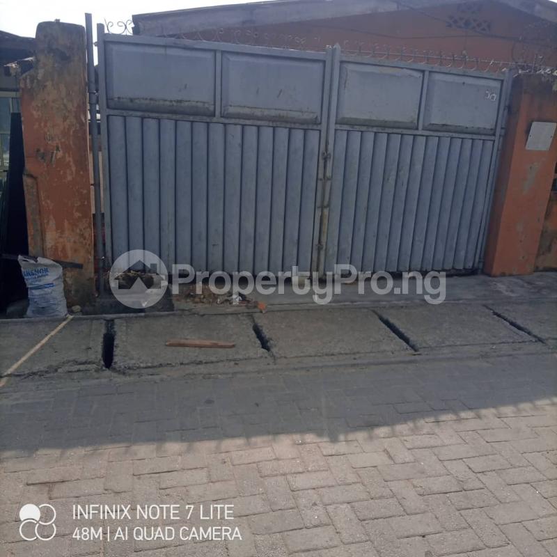 House for sale  Adelabu Surulere Lagos
