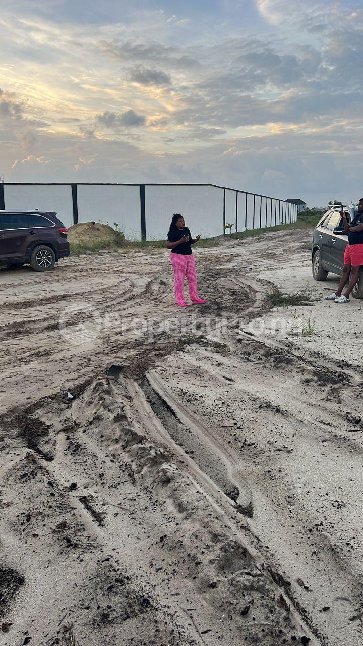 Land for sale Vine Ridge Abijo Abijo Ajah Lagos