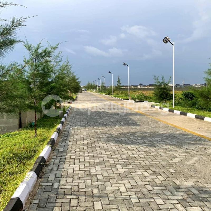 Land for sale Pepperoni Bus Stop After Abraham Adesanya Traffic Light Before Lagos Business School, Abraham adesanya estate Ajah Lagos - 2