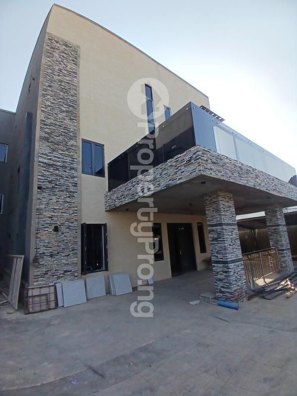 5 bedroom House for rent Diplomatic Zone, Guzape Abuja