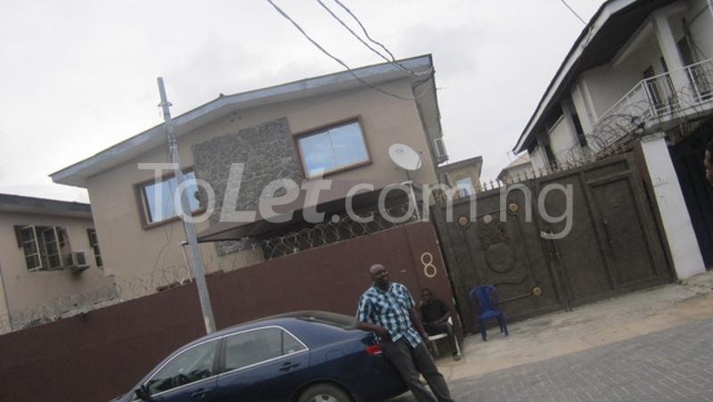 2 bedroom Flat / Apartment for rent Idita, Off Bode Thomas Surulere Surulere Lagos