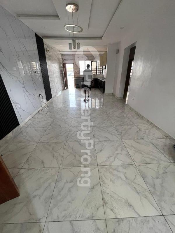 2 bedroom Flat / Apartment for rent Ologolo Lekki Lagos
