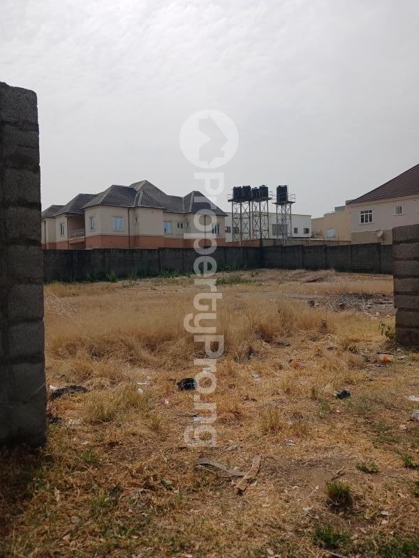 10 bedroom Land for sale Diplomatic Zone Guzape Abuja
