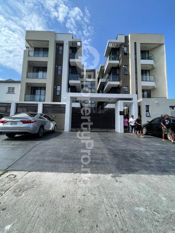 3 bedroom Flat / Apartment for rent Lekki Phase 1 Lekki Lagos