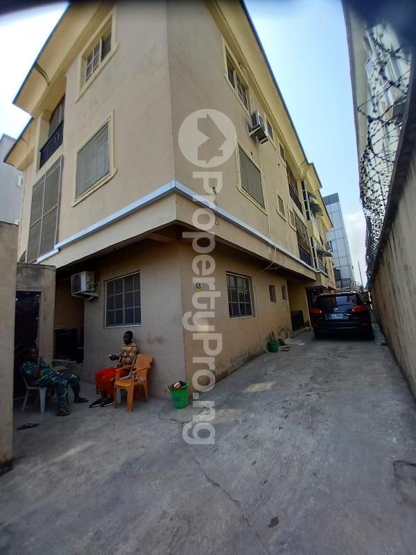 2 bedroom Flat / Apartment for rent Off Herbert Macaulay Way Alagomeji Yaba Lagos - 0