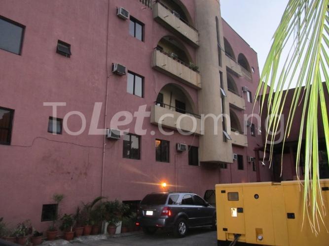 3 bedroom Flat / Apartment for rent 17 Showemimo Street,ikeja,gra Ikeja Ikeja Lagos