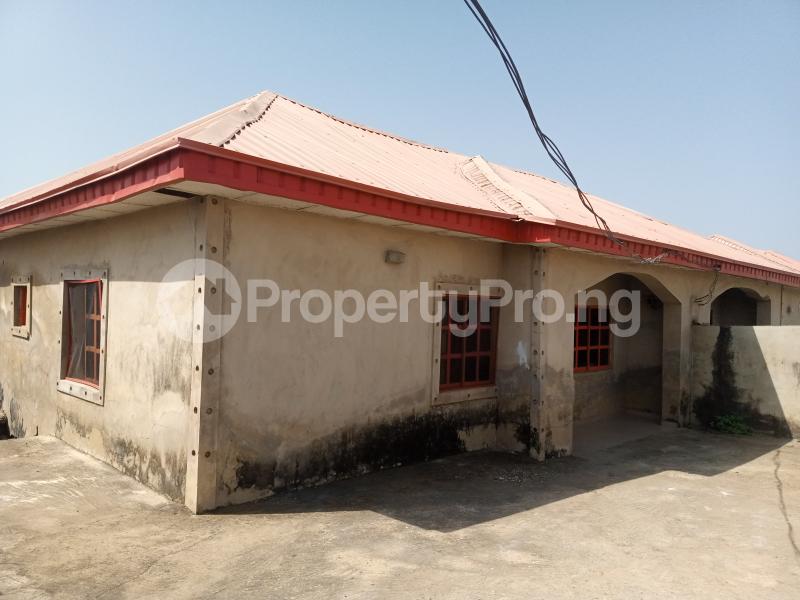 2 bedroom House for sale Located At Trademore Estate Lugbe Abuja
