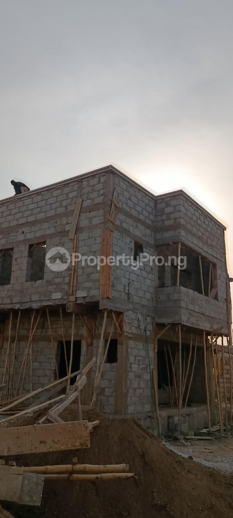 4 bedroom House for sale Along Von Garden Estate Road Lugbe Abuja