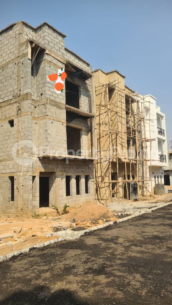 4 bedroom House for sale Dawaki Opposite Gwarinpa Gwarinpa Abuja