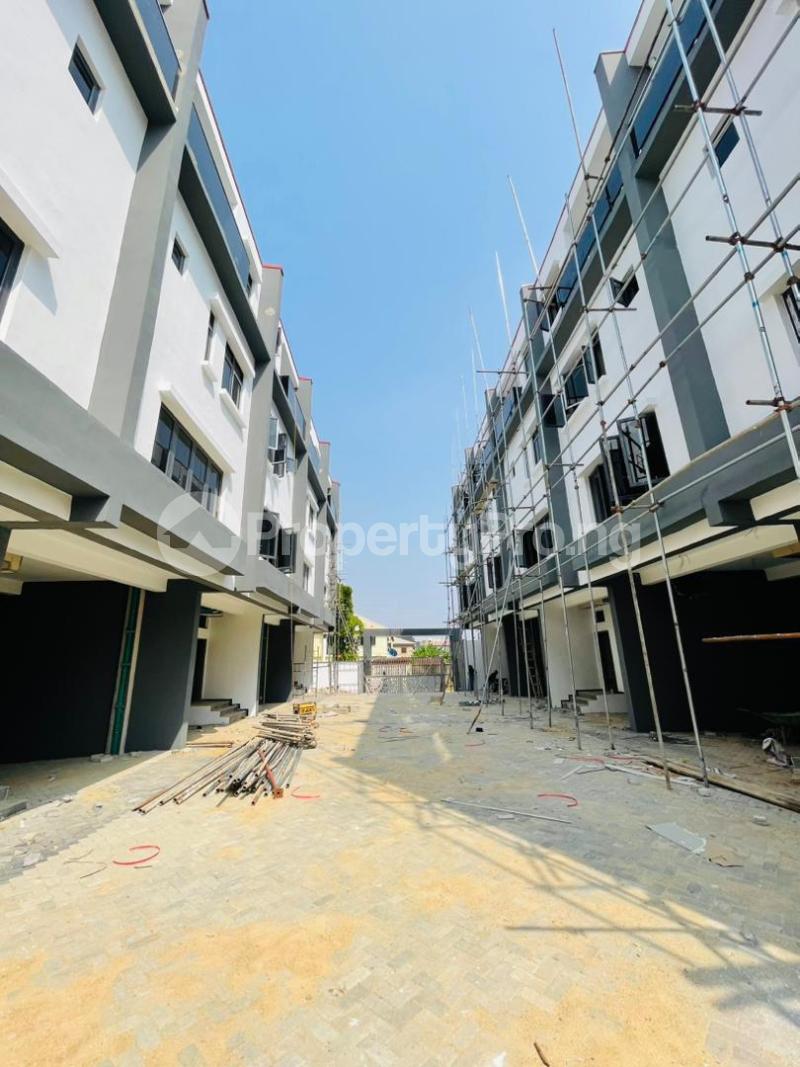 4 bedroom House for sale Gbagada Lagos