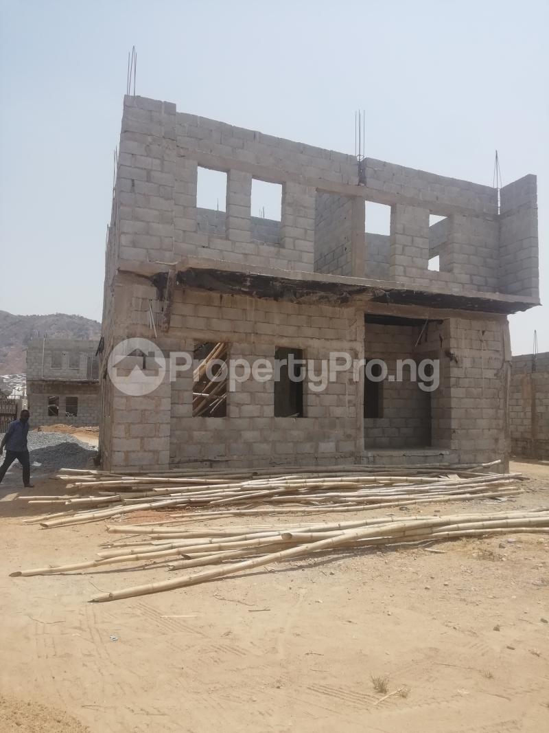 5 bedroom House for sale Dawaki Opposite Gwarinpa Abuja