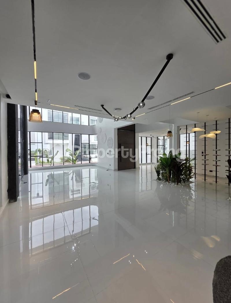 6 bedroom House for sale Lekki Lagos