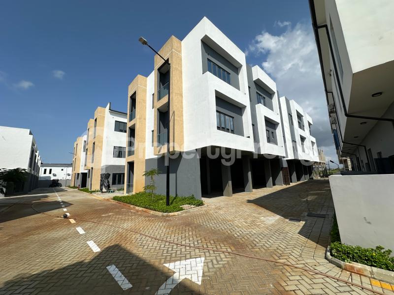 2 bedroom Flat / Apartment for sale Ogombo Road Ajah Lagos