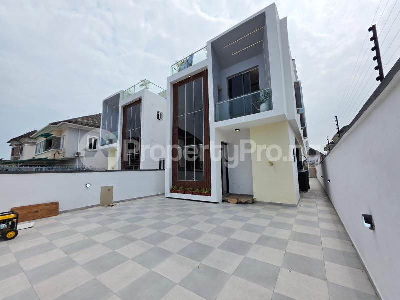 5 bedroom House for sale chevron Lekki Lagos
