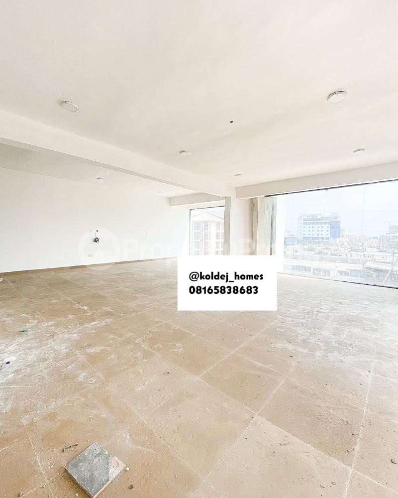 Commercial Property for sale  Lekki Phase 1 Lekki Lagos