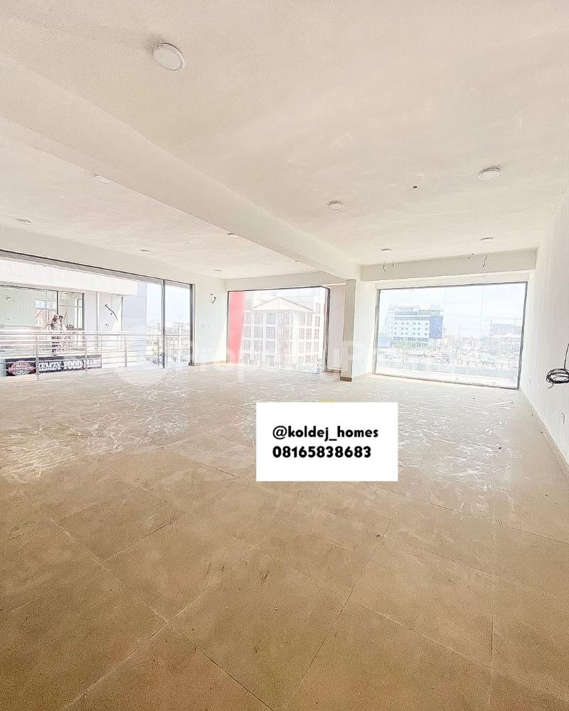 Commercial Property for sale  Lekki Phase 1 Lekki Lagos