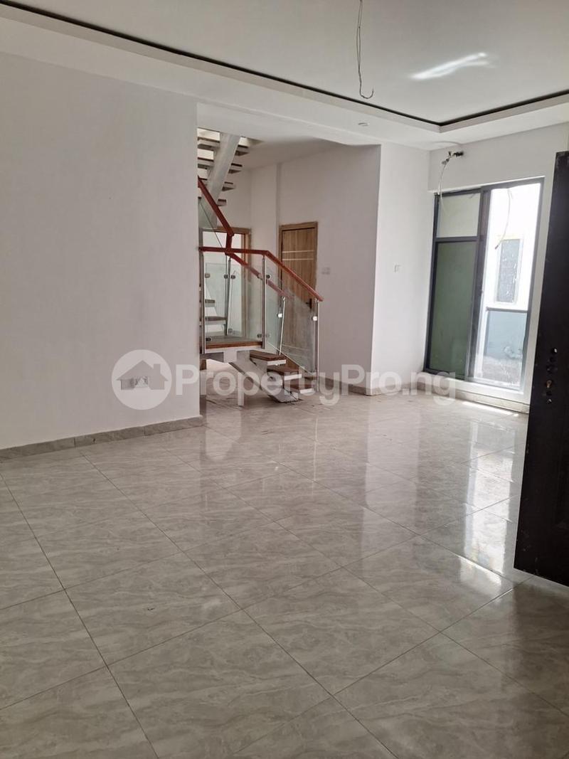 2 bedroom House for sale Ologolo Lekki Lagos