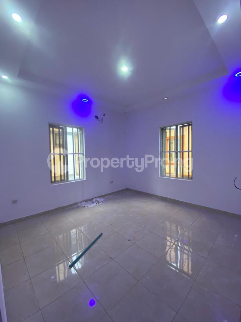 2 bedroom Flat / Apartment for rent Osapa london Lekki Lagos - 5