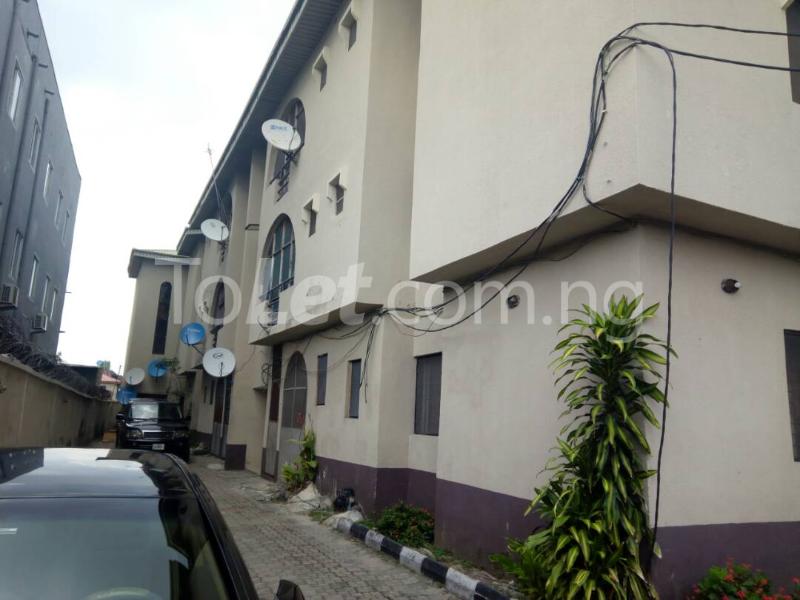 3 bedroom Flat / Apartment for rent   Lekki Phase 2 Lekki Lagos