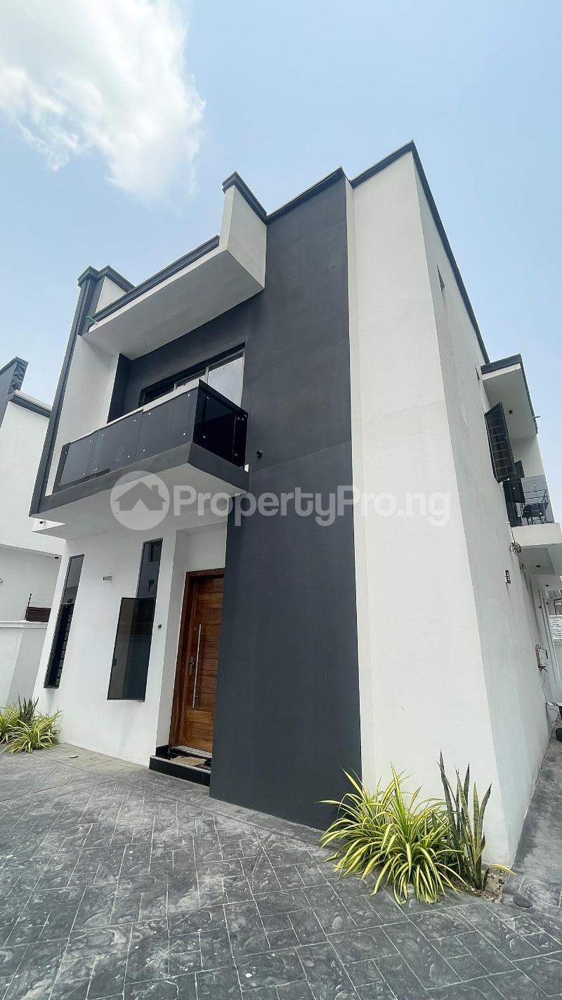 4 bedroom House for sale Chevron Lekki Lagos