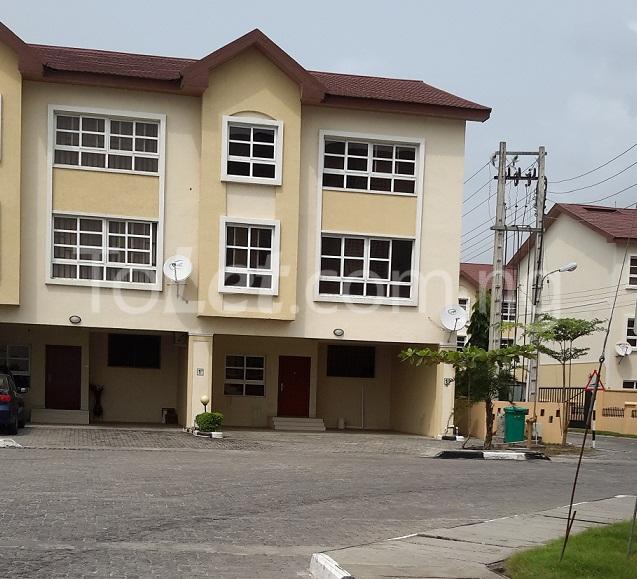 5 bedroom House for rent Teflon Road chevron Lekki Lagos
