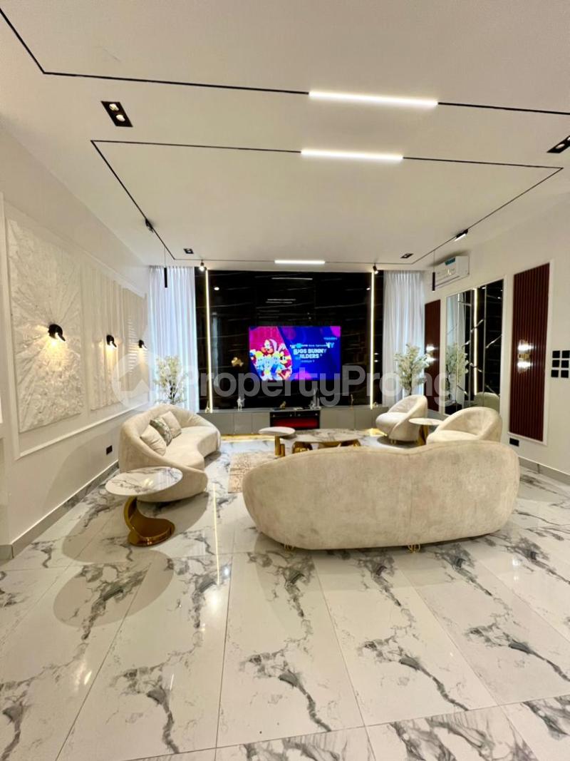 5 bedroom House for rent chevron Lekki Lagos