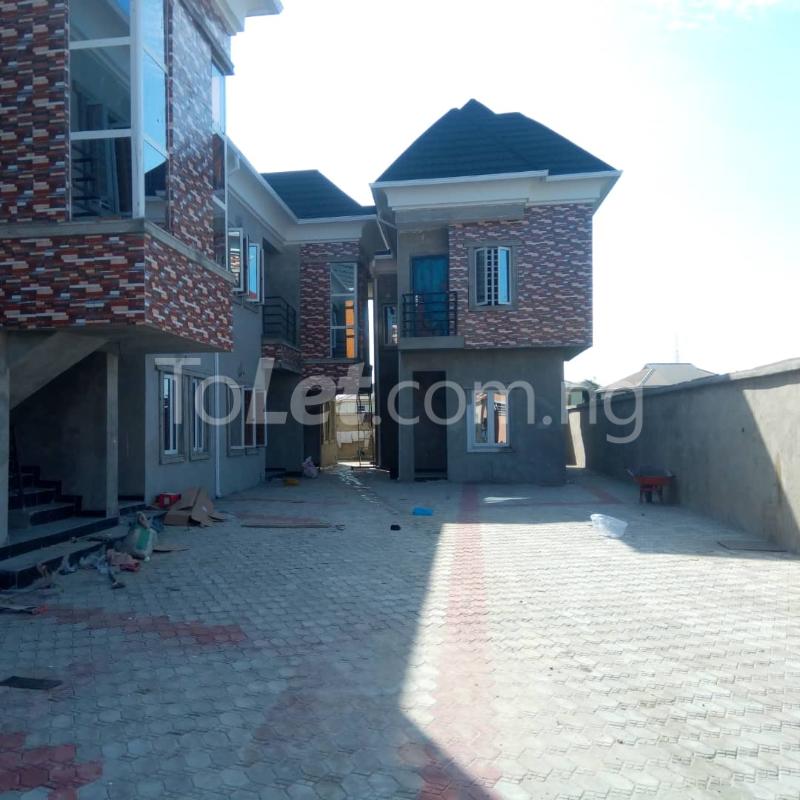 1 bedroom Flat / Apartment for rent   Agungi Lekki Lagos